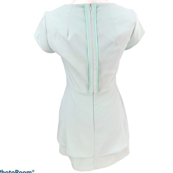 Elegant Light Blue Women's Dress - Picture 3 of 9